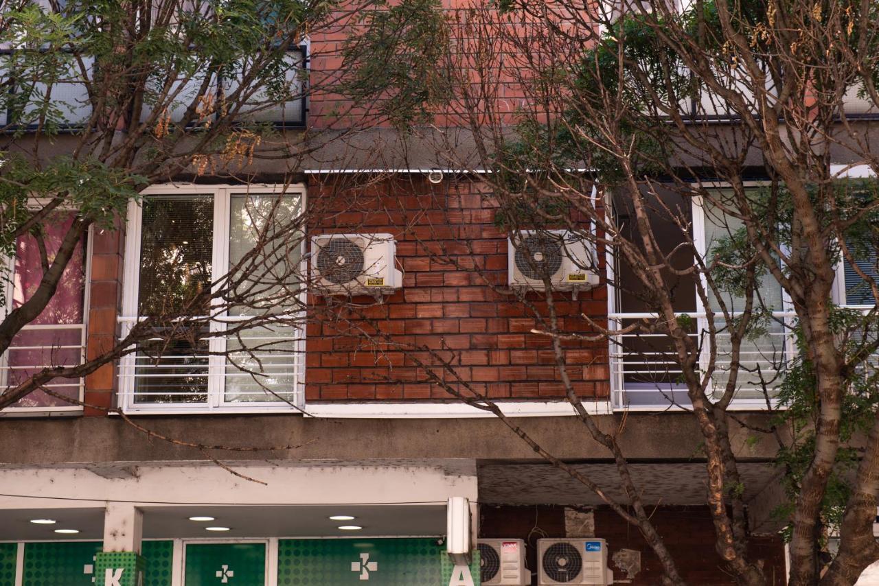 Turist Apartment Nis Luaran gambar