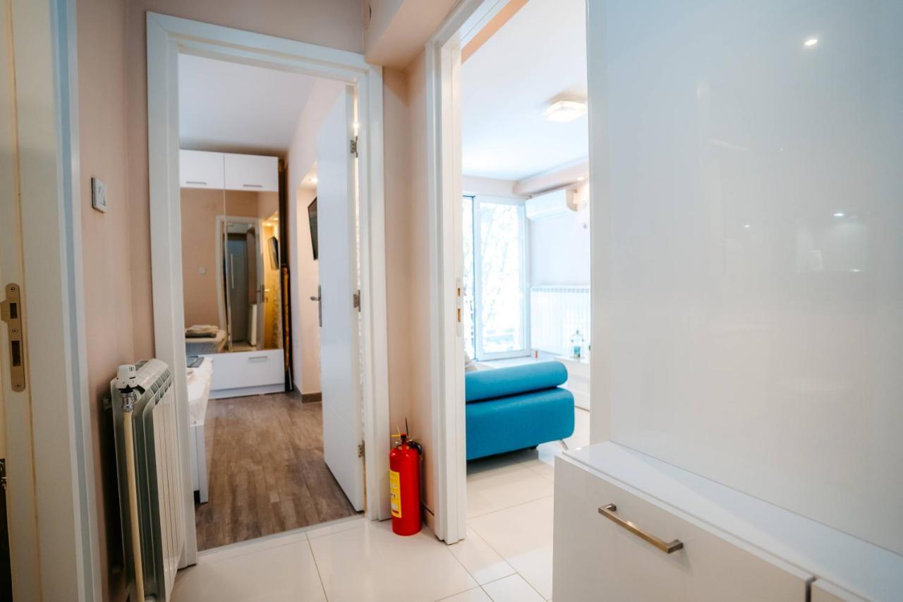 Turist Apartment Nis Luaran gambar